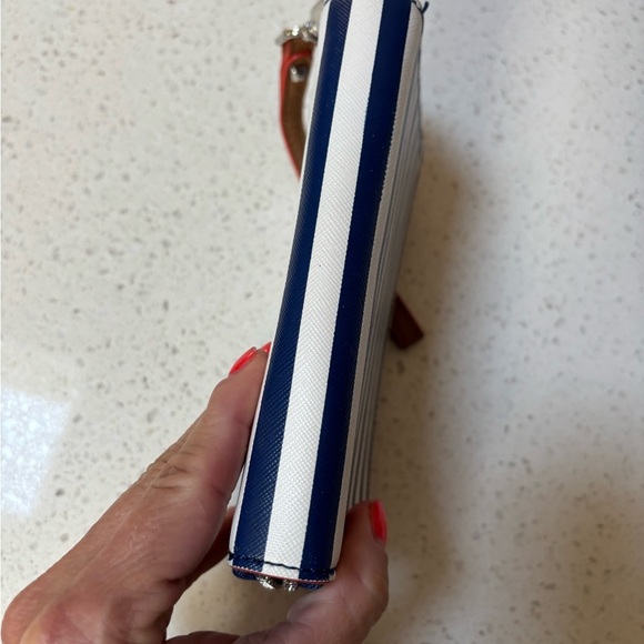 STELLA & DOT Chelsea Tech Navy White Stripe Wristlet Wallet Clutch - Picture 9 of 9
